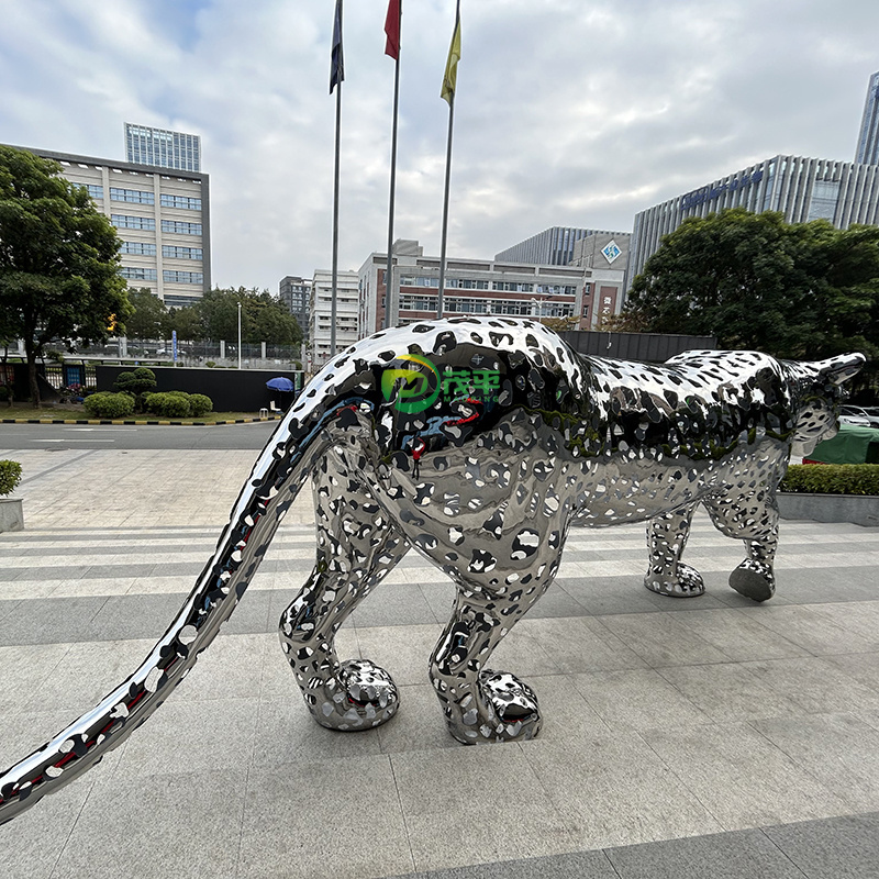 Customized Modern Outdoor Leopard Garden Hotel Animal Metal Crafts Art Decoration Abstract Cheetah Stainless Steel Sculpture