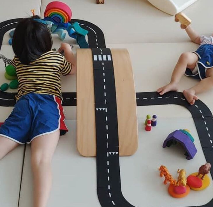 Children Expressway Black with White Striping, Flexible Race Track Toy Road Set for Toy Cars  Splicing Car Track Puzzle Toy