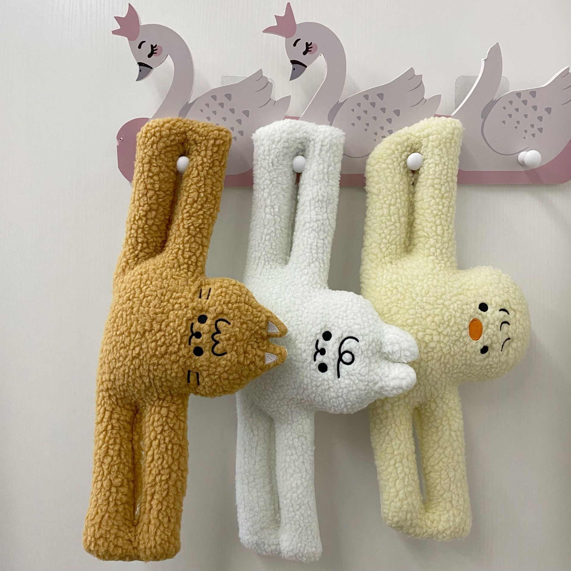 Ins Hot Sale Stuffed Animal Doll Finger Protection Child Proof Door Lock Pinch Guard Baby Safety Door Stopper