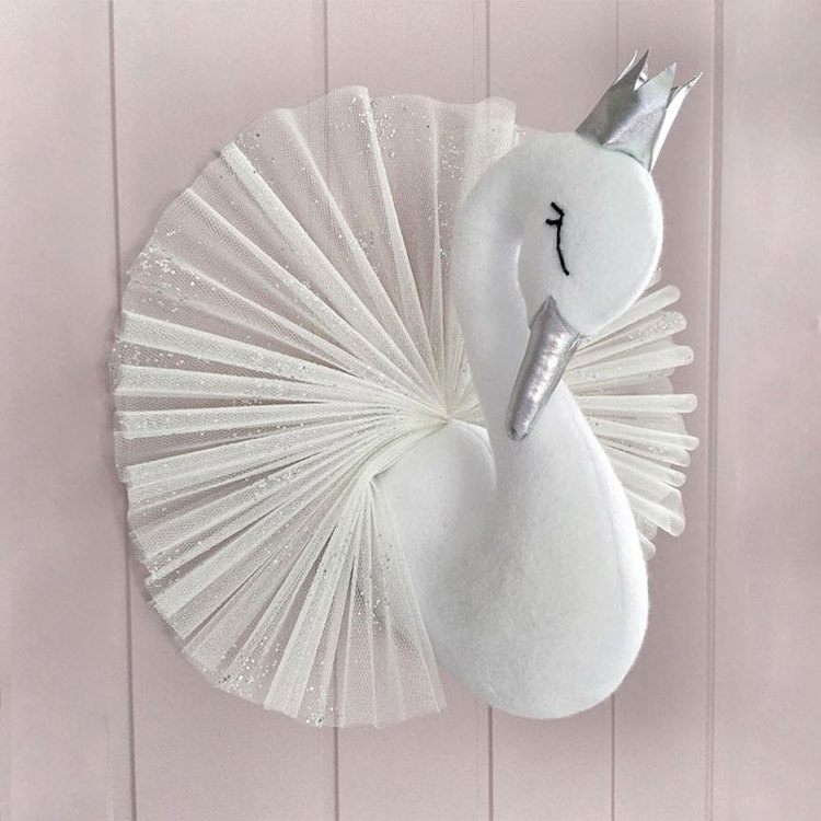 Cute 3D Golden Crown Stuffed Toy Animal Head Wall Decor for Kids Room Birthday Wedding Gift Swan Wall Art Hanging Doll