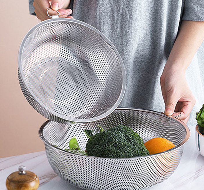 Colander Set of 6 Stainless Steel Micro-Perforated Colanders Strainers for Draining Rinsing Washing Heavy Duty Dishwasher Safe