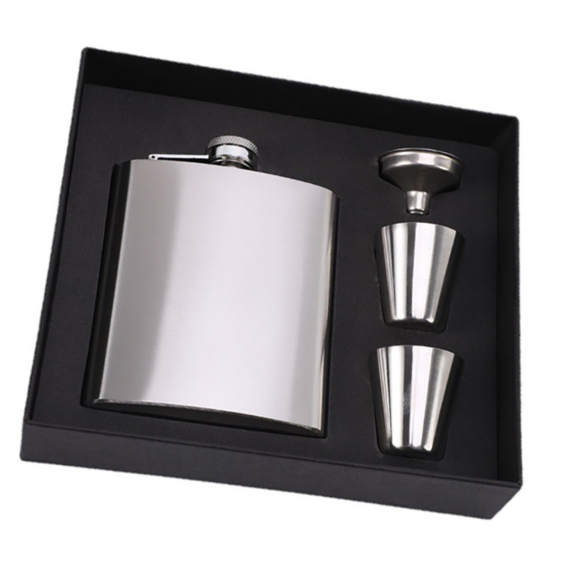 Gift Box Brown Leather Pocket Portable Hip Flask Stainless Steel 6Oz 8Oz Black Alcohol Hip Flask Gift Set with Whiskey Cups