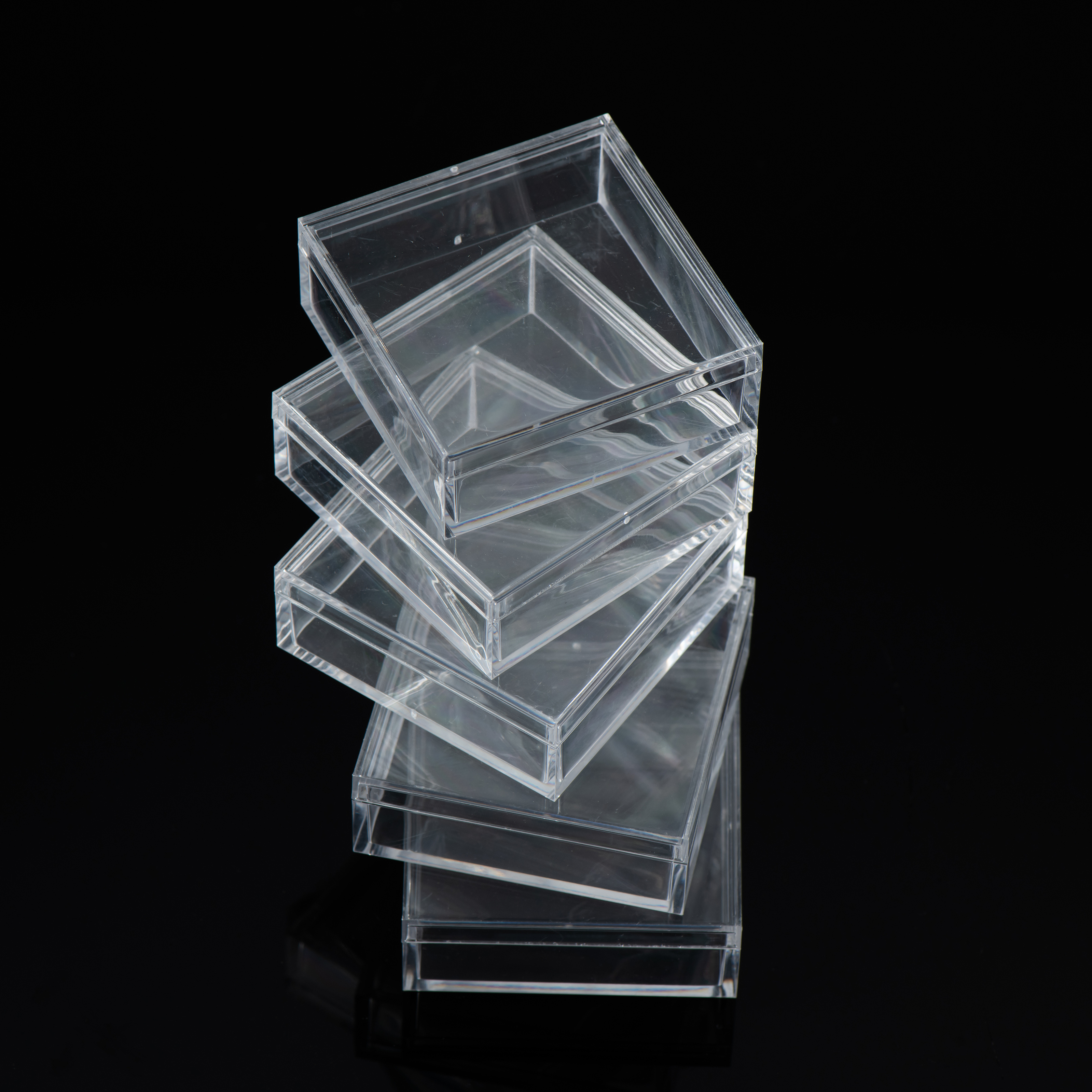 Wholesale Custom Clear Acrylic Box  storage Artificial nails,eyelash plastic box and Food Grade With Lid Gift Acrylic Candy Box