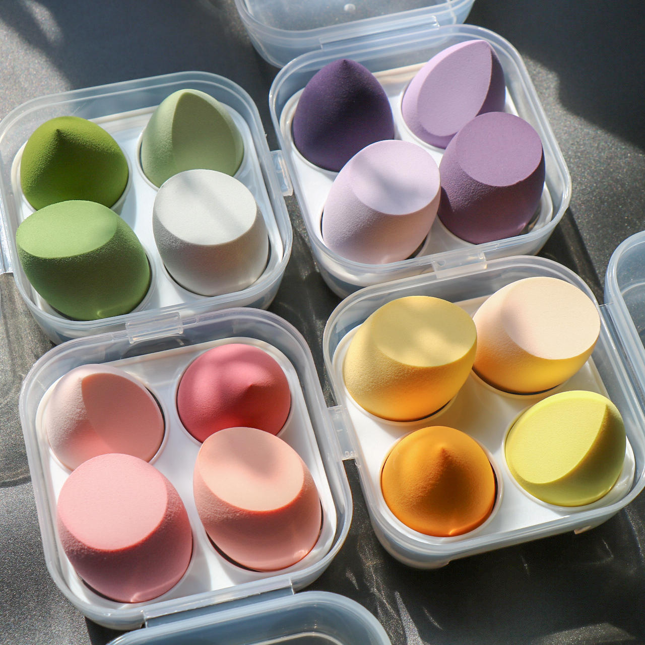 Wholesale Cute Mixed Color Private Label 4Pcs Makeup Sponge Set Egg Blender With Plastic Bear Box