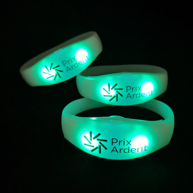 2022 Sound Control Led High Quality Flashlight Silicone Bracelet Party Giveaways Custom Logo LED Flashing band Bracelet