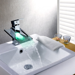 Temperature Faucet Single Hole Deck Mounted 3 Colors LED Bathroom Faucets with Temperature Sensor