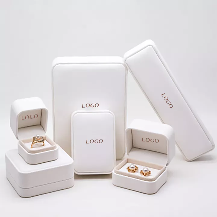 High-end Jewelry Box Jewelry Box Set Packaging with Logo Earring Bracelet Necklace Ring Leather White Jewelry Packing