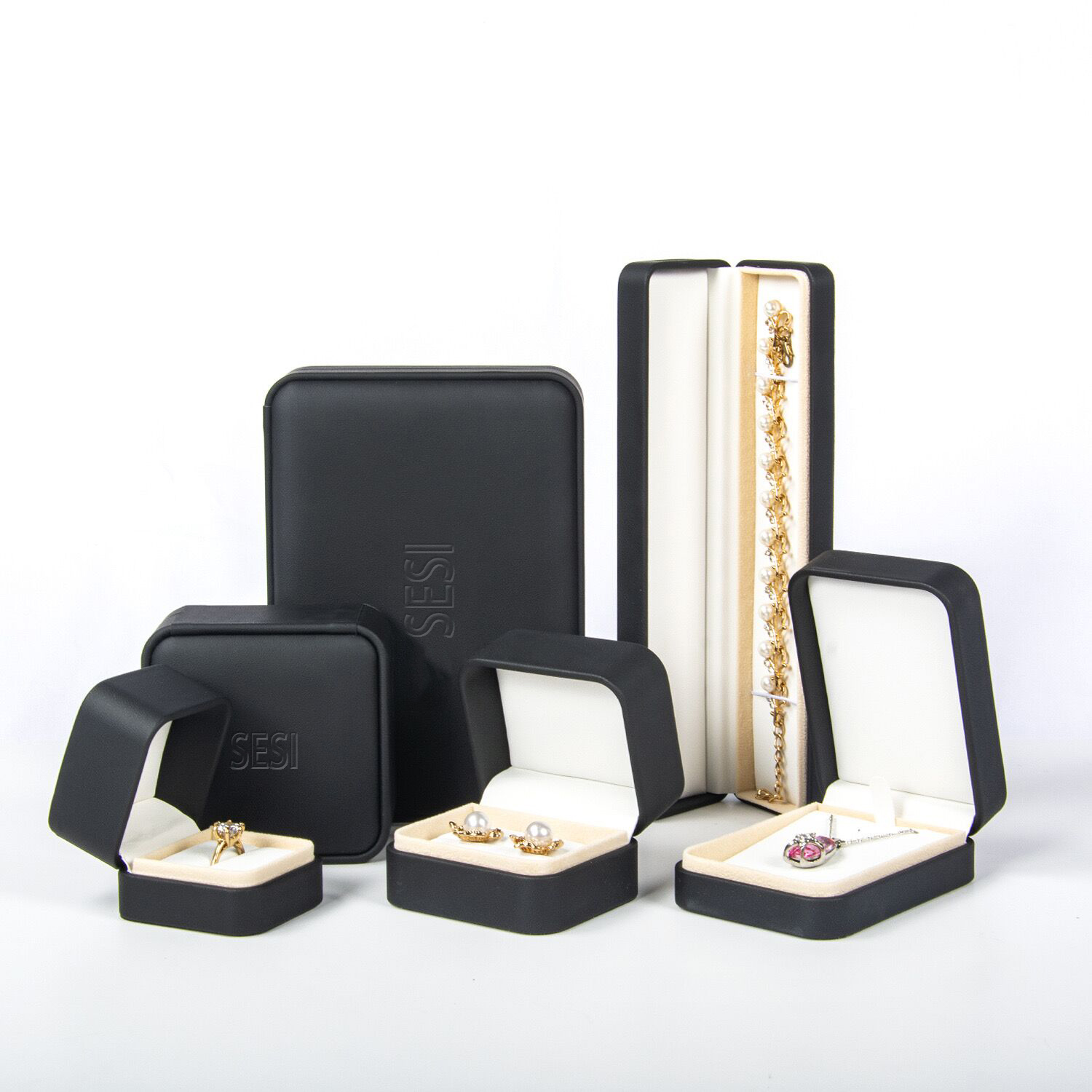 High-end Jewelry Box Jewelry Box Set Packaging with Logo Earring Bracelet Necklace Ring Leather White Jewelry Packing