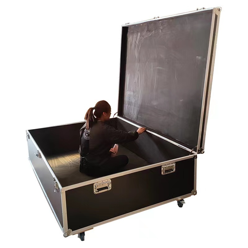 Customizable Dimension Large Equipment Carrying Flight Case with Foam Interior Hard Aluminum Road Case with Wheels