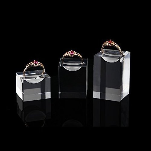 Hot Sell Modern Beauty Set of 3 Plexiglass Mini Ring Display Acrylic Ring Holder Display Stand With Favorable Price