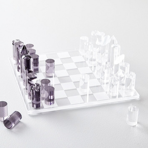 Custom Luxury Contemporary Clear Lucite Board Chess Games Set Acrylic Chess Set for Home