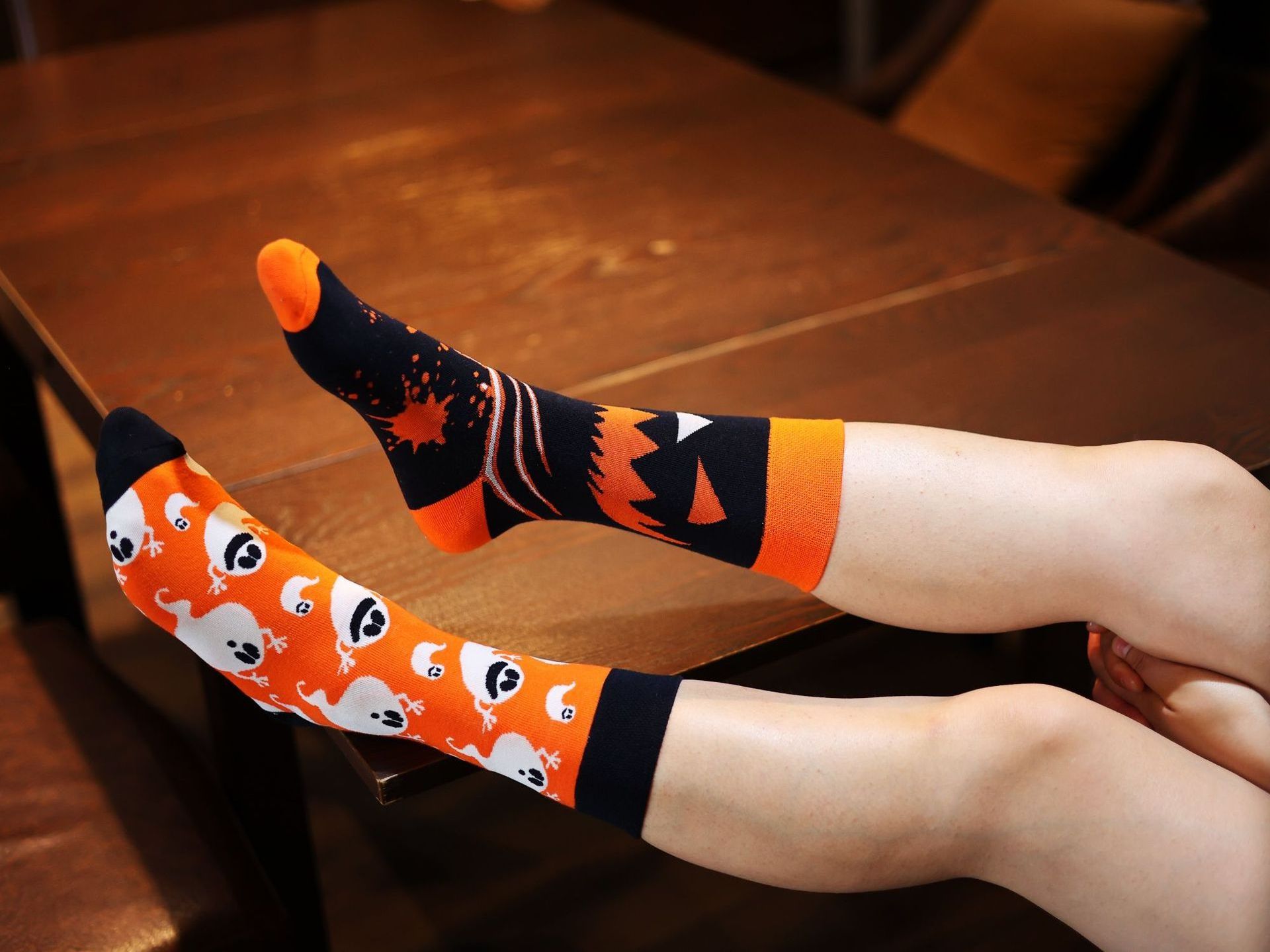 2022 Halloween chunky knitted socks Customized  socks Cartoon print Anti-slip cozy Sport socks