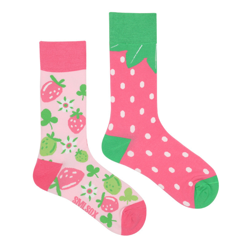 Wholesale Creative cute Cartoon strawberry AB Mismatch socks Unisex Funny Crazy Crew Cotton socks