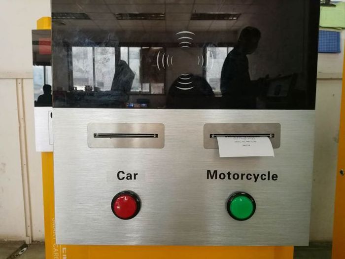 Motorcycle and car 2 in 1 ticket machine one in one out RFID parking ticket machine system