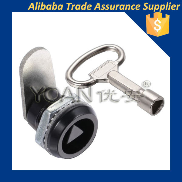 The quarter turn cam lock triangle lock key cam latch