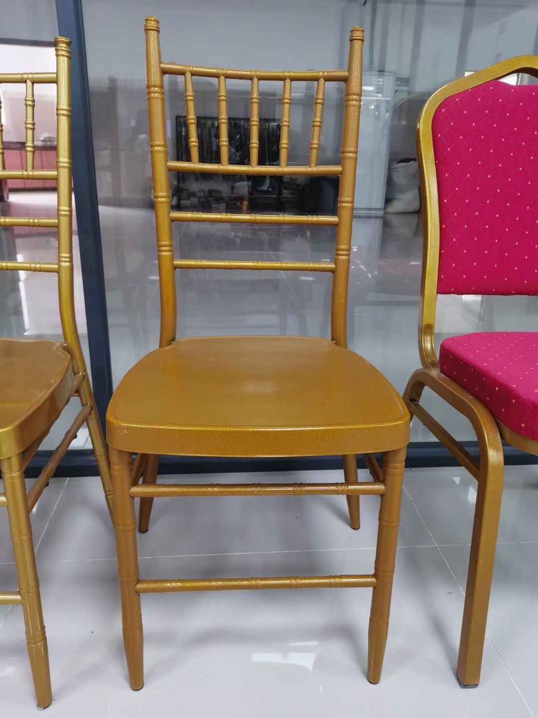 Cheap Luxury Modern Gold Painted Plastic Dining Chair High Back Stackable Plastic Chair For Wedding