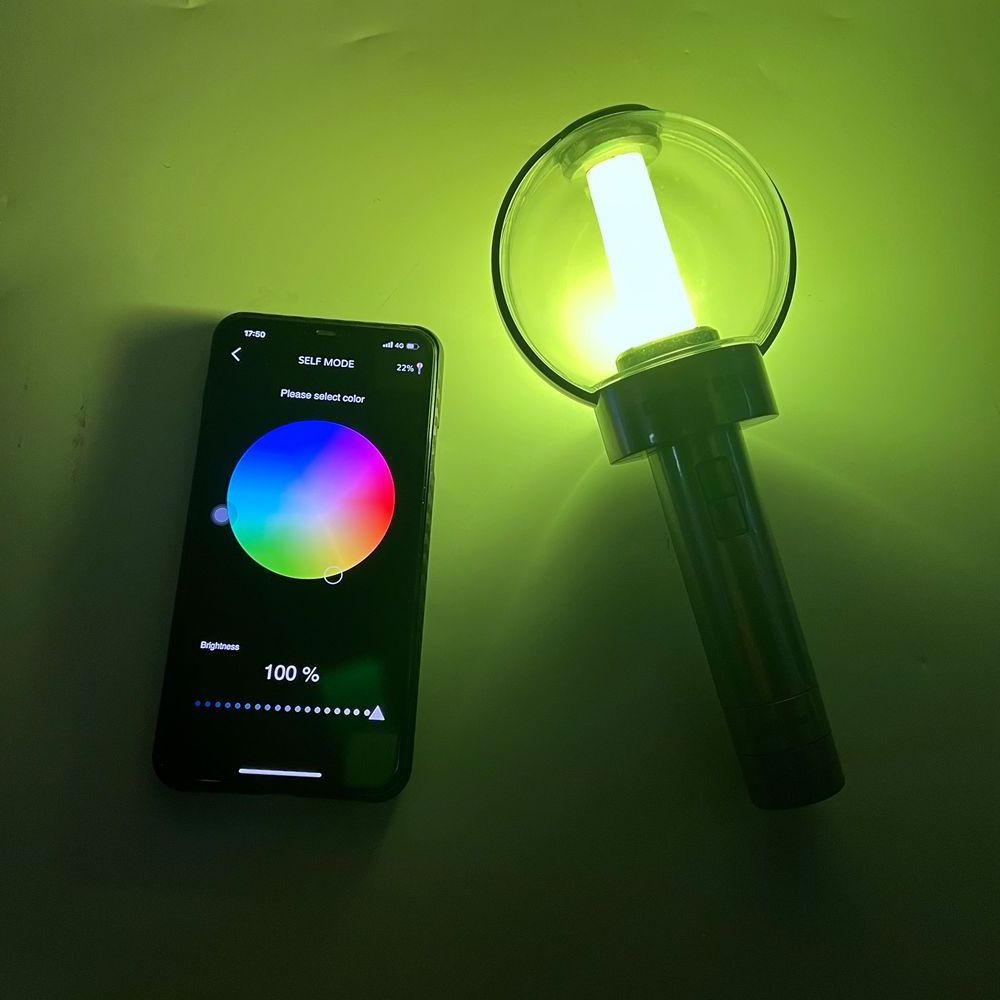 OEM K-POP idol Stars colorful official fan light stick APP programmable cheering wand hand LED glow stick for concert event