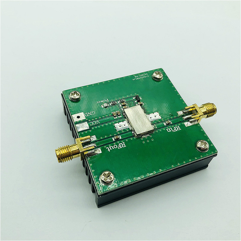 RF Power Amplifier 4.0W 915MHz Signal Booster Repeater