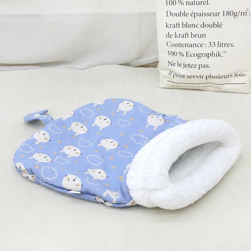 New Wholesale Cat Sleeping Bag Lamb Wool Warm Cat Cave Bed Semi-Closed Sleeping Bag For Cats