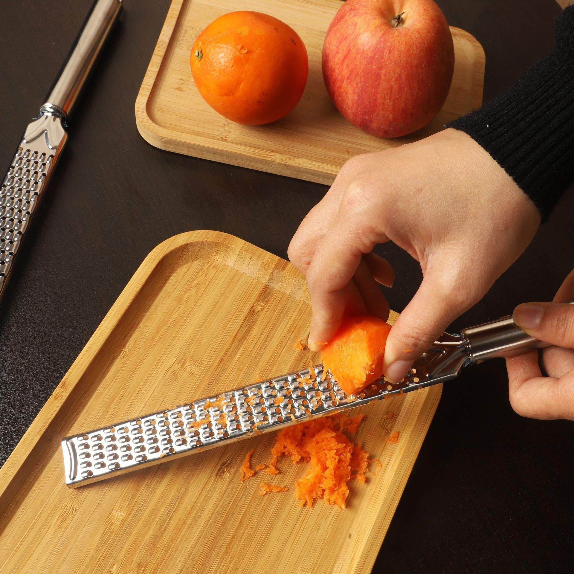 Professional Zesting tool Lemon Zester Citrus Ginger Nutmeg Garlic Chocolate Fruits Razor Sharp Stainless Steel Cheese Grater