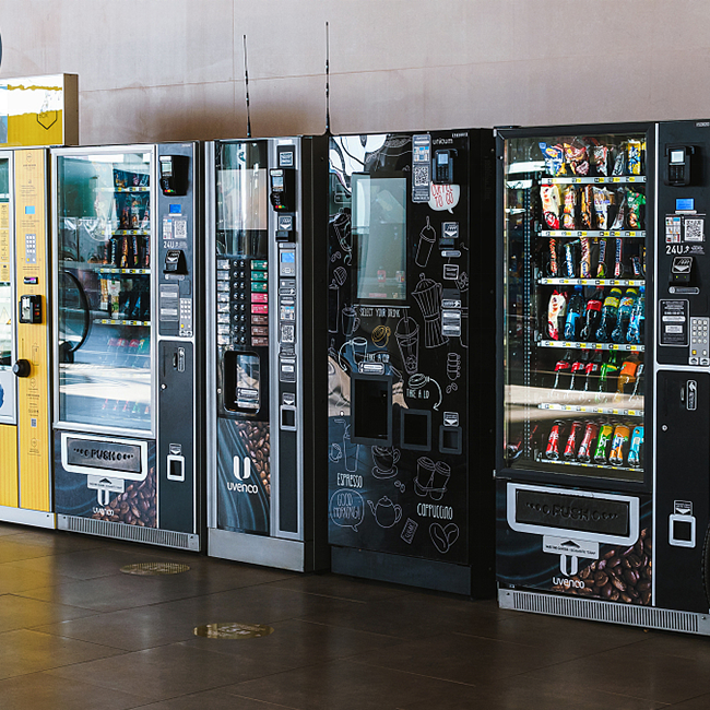 vending machine for snack potato chips snacks and drinks  LED light soda combo machine vending machine for food and drink