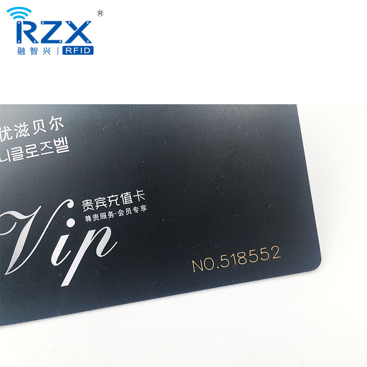 High Quality Credit Card Size Golden Embossed PVC Plastic Business Card