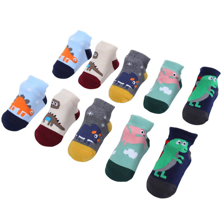 Manufacturers direct sales boy's cartoon baby socks cute thin model point glue non-slip socks