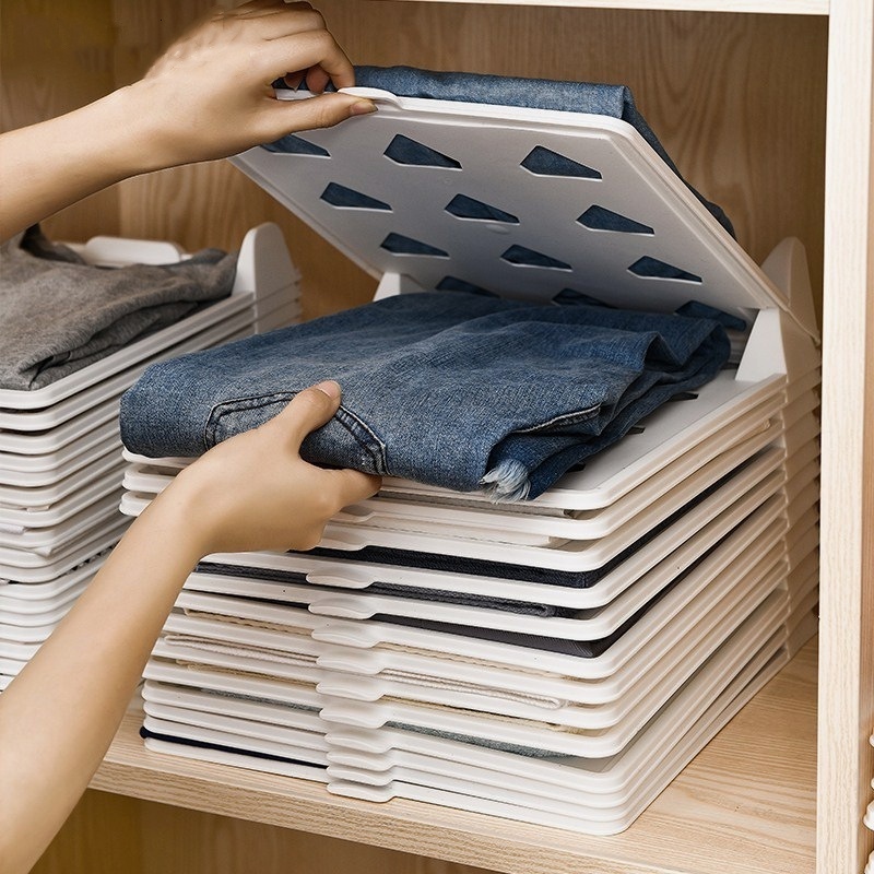 Hot selling Clothes storage layered folding board sweater T-shirt shirt organization sleeping wardrobe classification