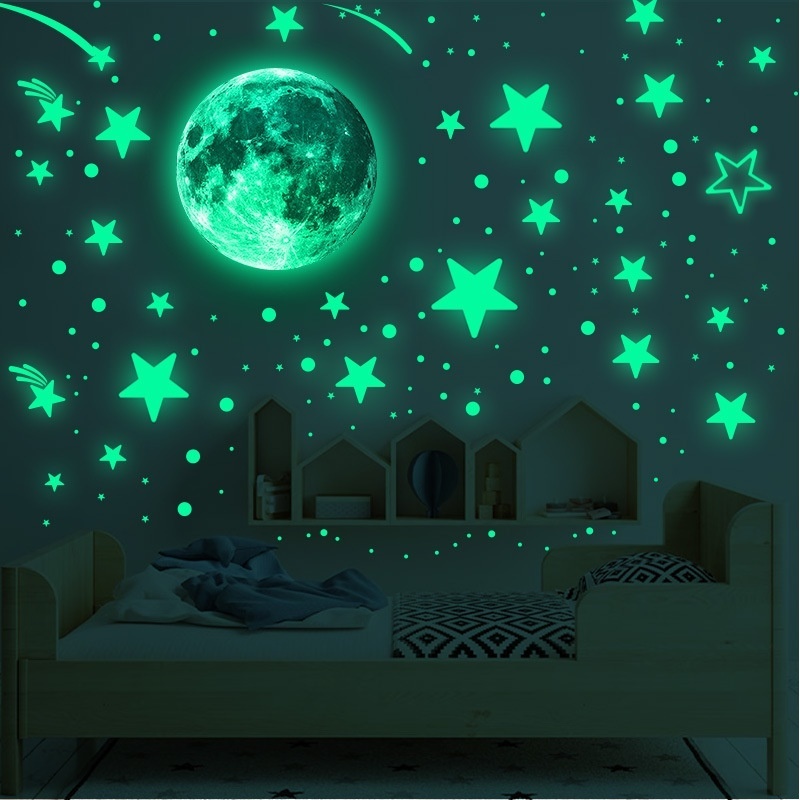 Hot selling Luminous moon glowing star dots children's room ceiling wall fluorescent stickers decorative cartoon stickers