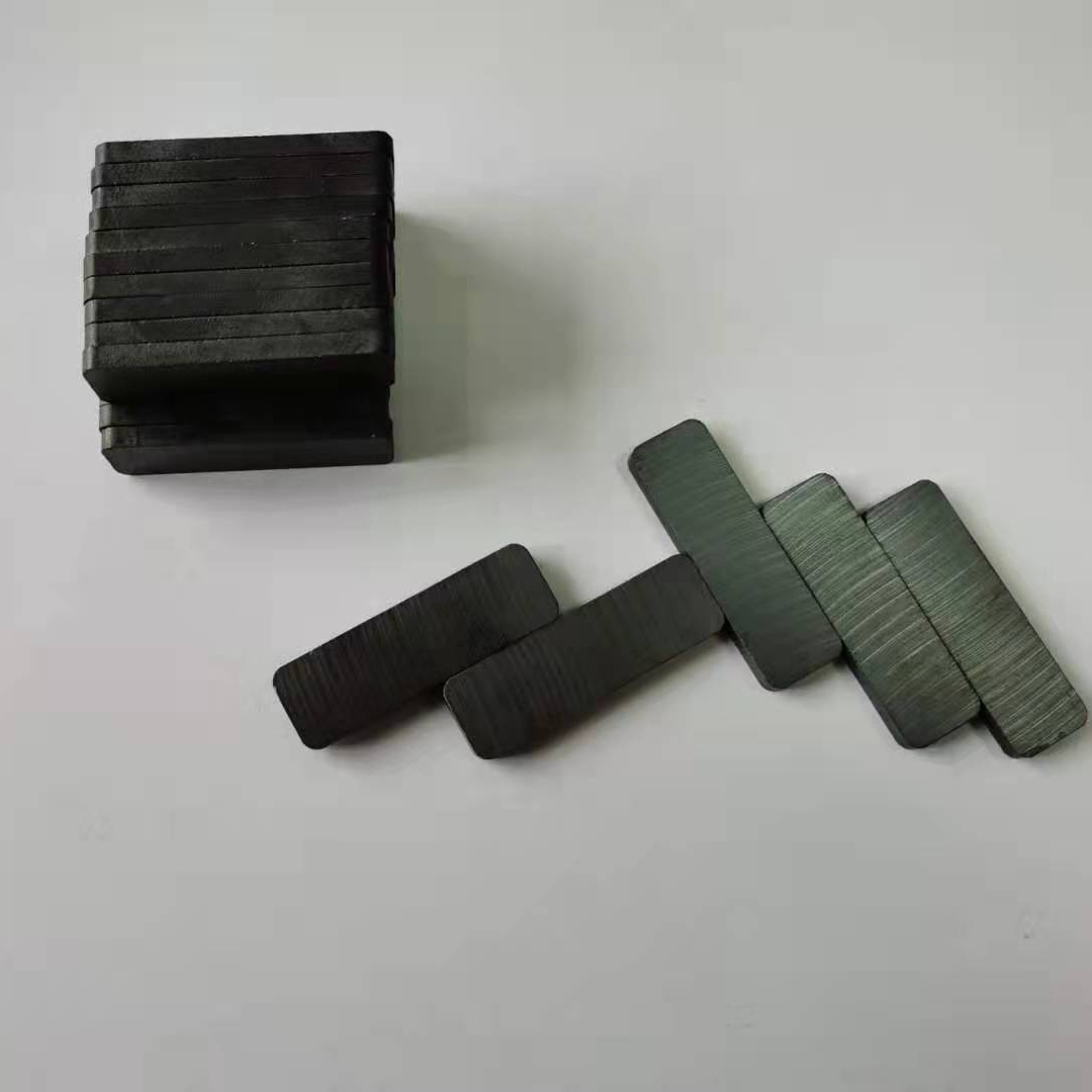 Y30 Y35 Ceramic Ferrite Magnets Block Ferrite Magnets for Speakers or DC Motors