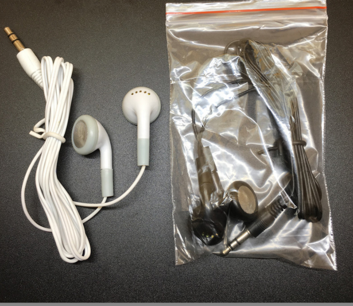 Special Offer MP3 Earphone Disposable Stock Headphones Cheap Gift Earphones Bus Machine Headset