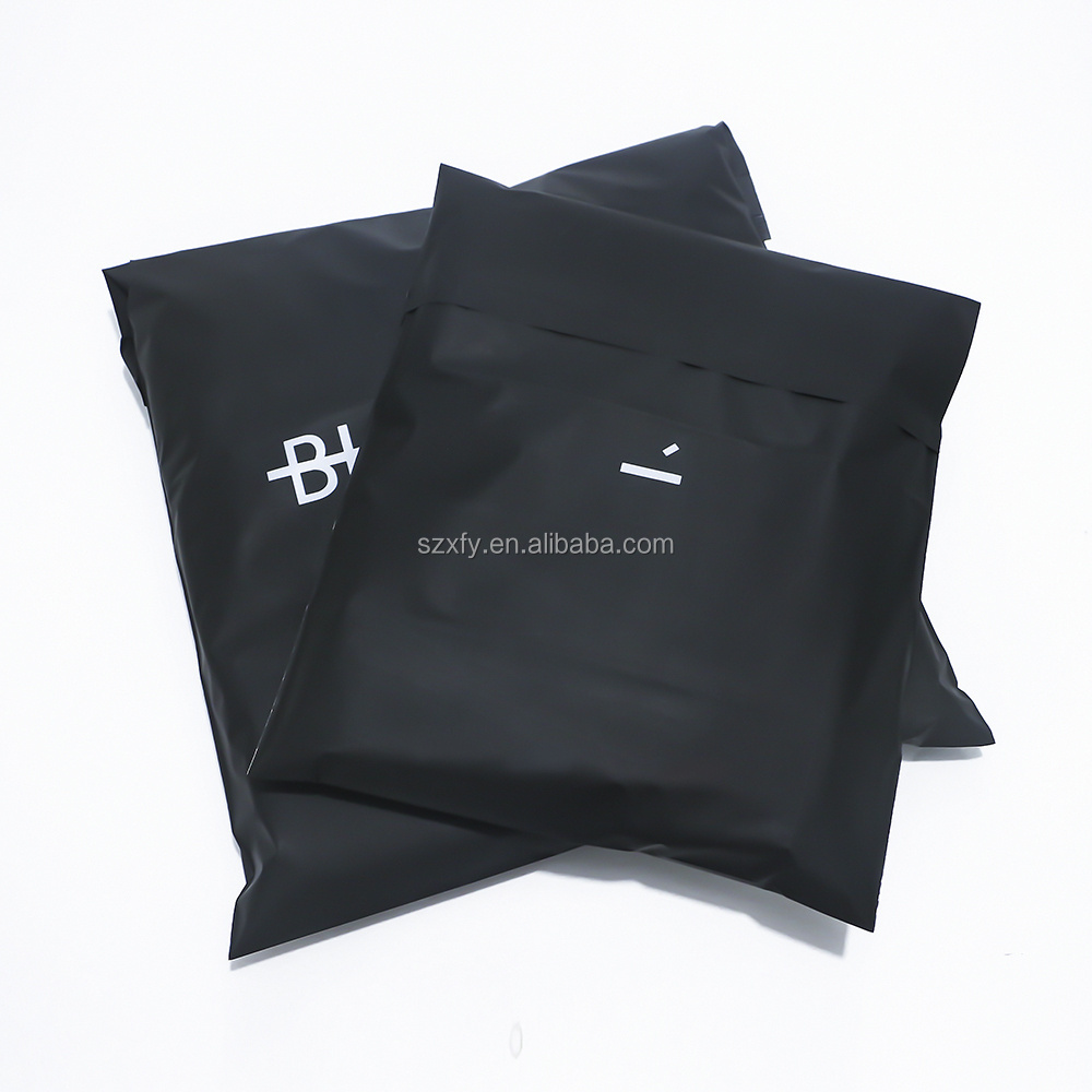 Custom printed cpe pe frosted matte black poly mailer plastic packaging bags with logo for clothes and garment packaging bags