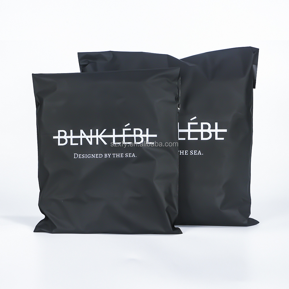 Custom printed cpe pe frosted matte black poly mailer plastic packaging bags with logo for clothes and garment packaging bags