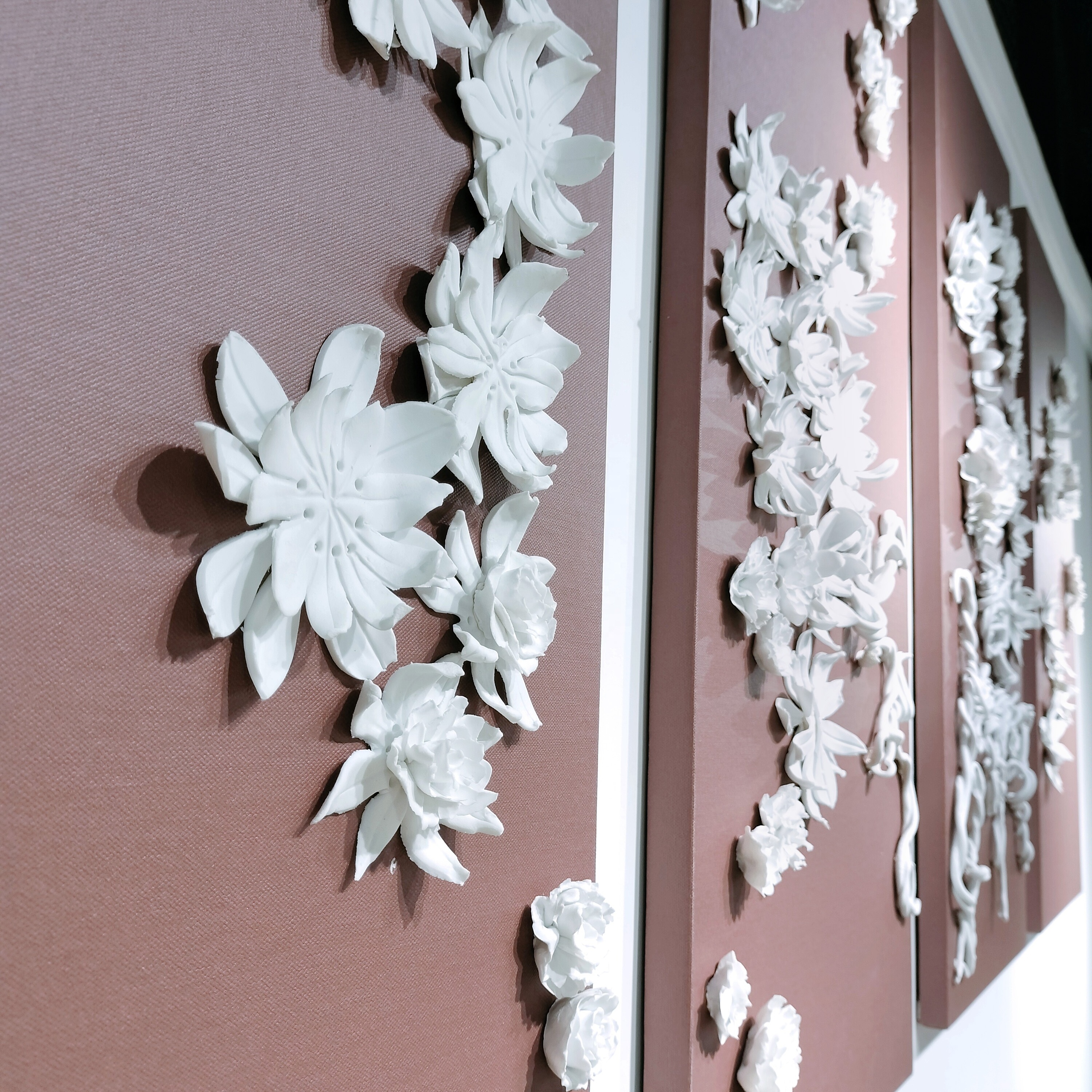 3D Flower Handmade Wall Hanging Crafts Art Home Hotel Wedding Ceramic Wall Decoration