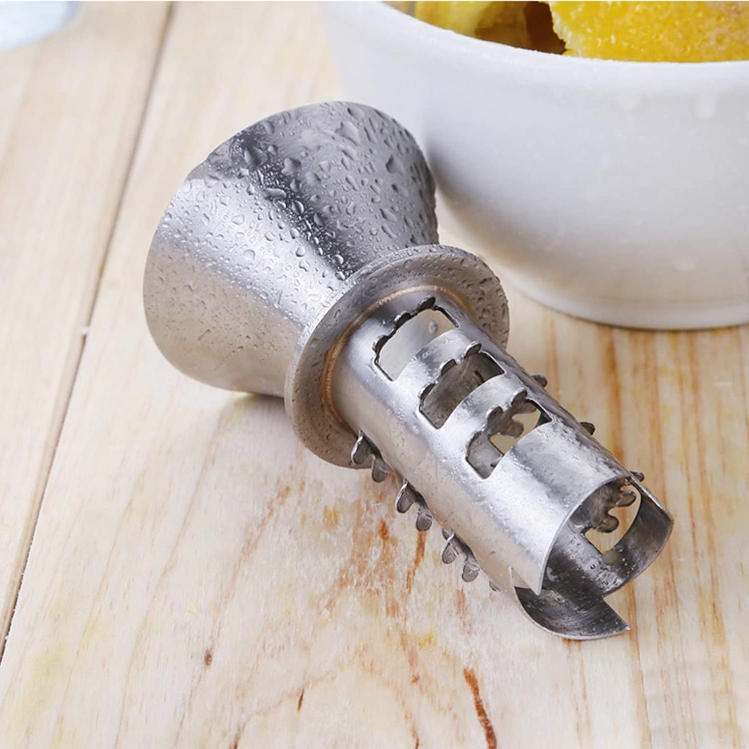 18/8 Stainless Steel Manual Lemon Juicer Squeezer Hand Held Fruit Vegetable Tools Citrus Juicer and Lemon Pourer