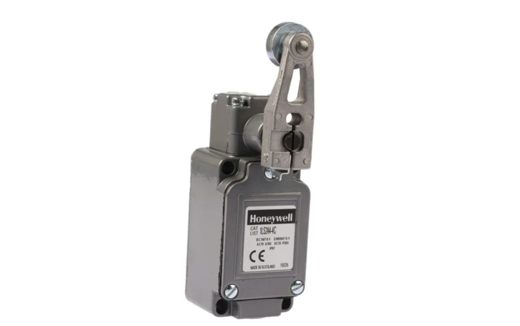 Honeywell LS Series Roller Lever Limit Switch, IP67, 480V ac Max, 10A Max 1LS244-4C