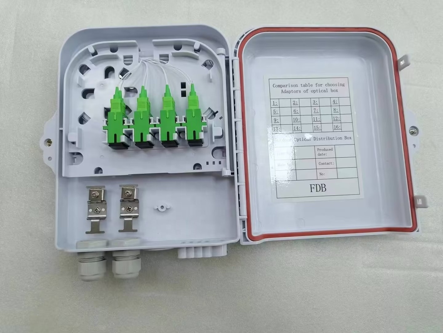 Plastic Shell wall mounted IP65 SC/LC Adapter 8 core splice Optical Fiber Terminal Box with PLC splitter 1x8