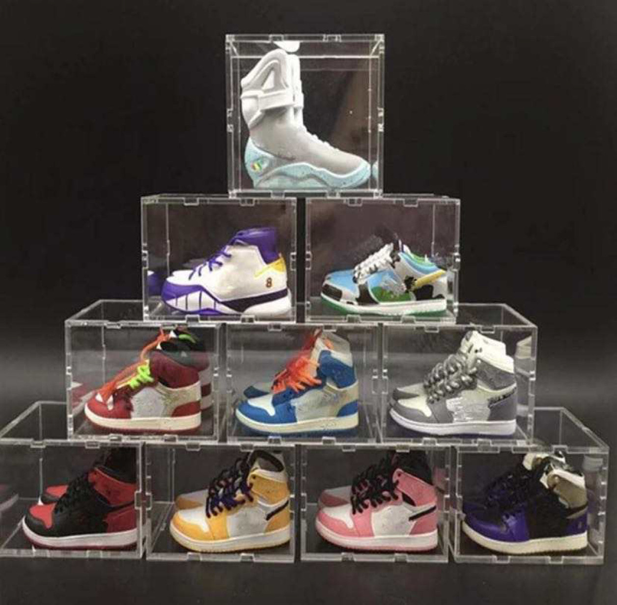 In stock PVC Rubber Keychains mini sneaker keychain 3d  shoes Keyrings with box customized pvc keychain