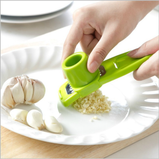 2021 Multi functional Kitchen Cooking Gadgets Mini Cutter Ginger Garlic Slicer Hand Grater