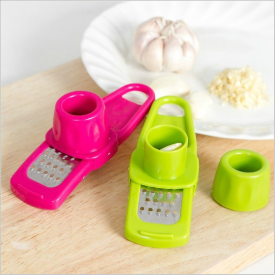 2021 Multi functional Kitchen Cooking Gadgets Mini Cutter Ginger Garlic Slicer Hand Grater