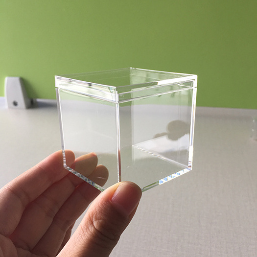 5.5x5.5x5.5cm clear candy favor boxes high transparent engraving laser cut acrylic box with lid