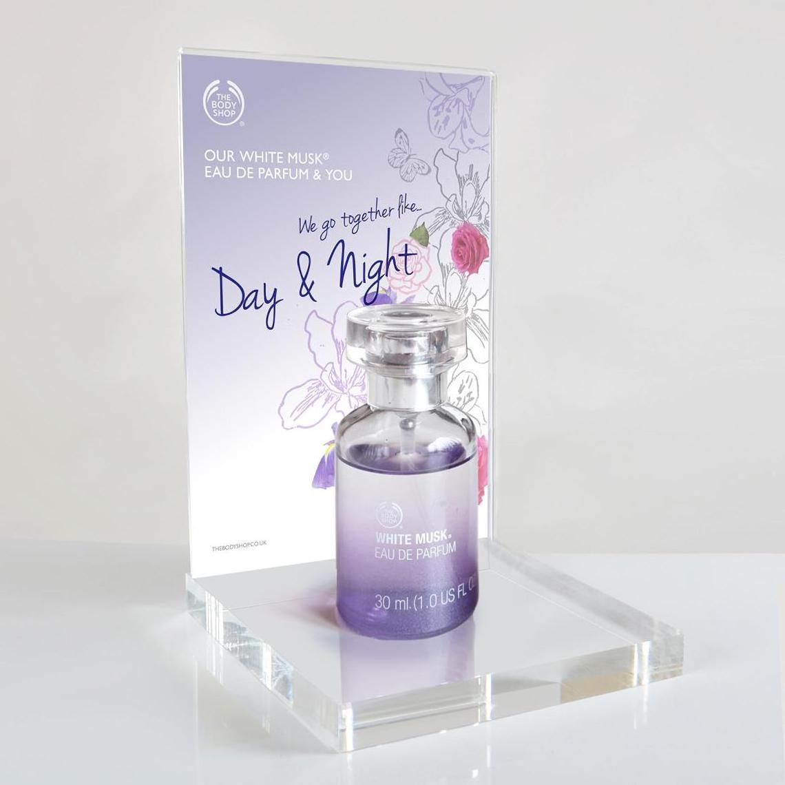 Crystal Clear Acrylic Countertop Product Glorifier Diamond Polished Perspex Cosmetic Perfume Display Stand With A4 A5 Poster