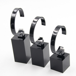 Trade Show Black C Circle Watch Holder Custom Black Acrylic Watch Display Stand With Rectangle Base