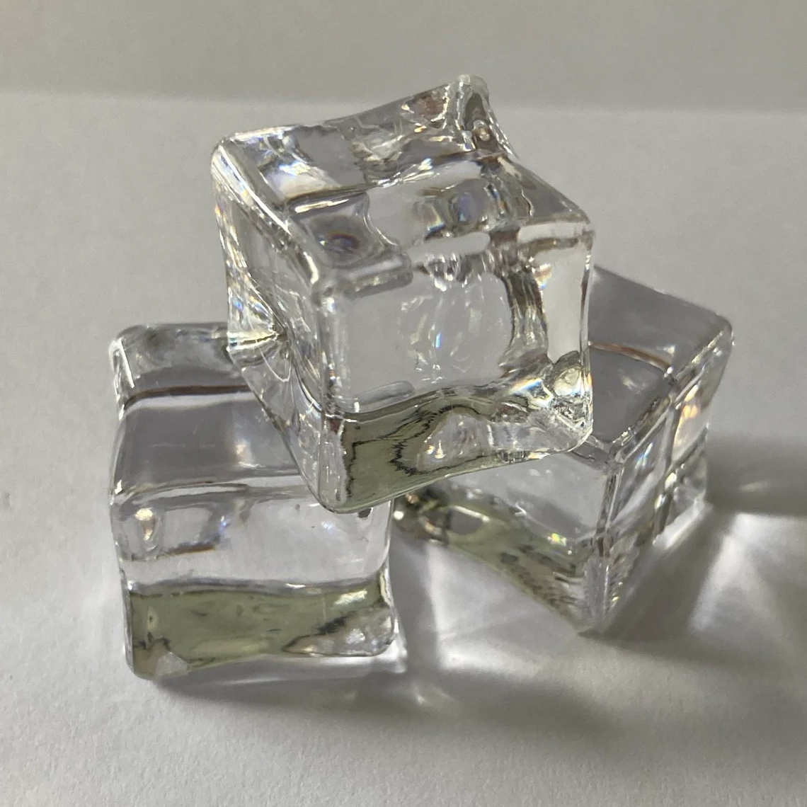 Crystal Clear Faux Acrylic Square Ice Cubes Transparent Square Block Bar Food Grade Plexiglass Simulation Ice Cube Block