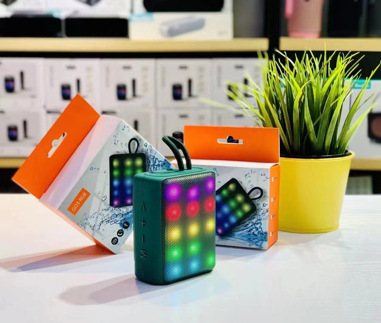 Wholesale price Portable Colors LED Light bluetooth speaker portable mobile phone wireless mini Subwoofer LED Stereo speaker