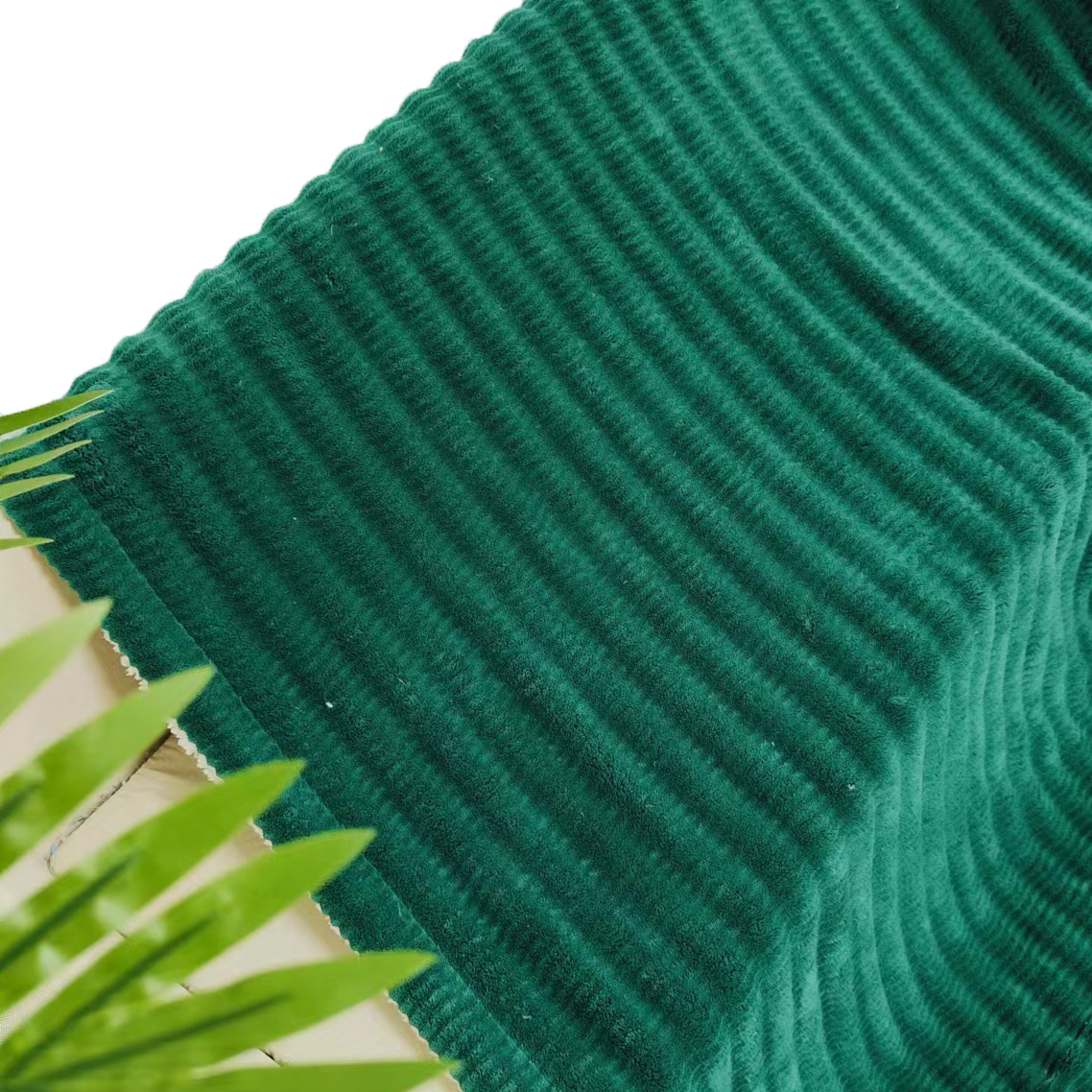 Custom Wholesale Polyester Cozy Green Cut Soft Flannel Velvet Blanket Fabric For Home Deco