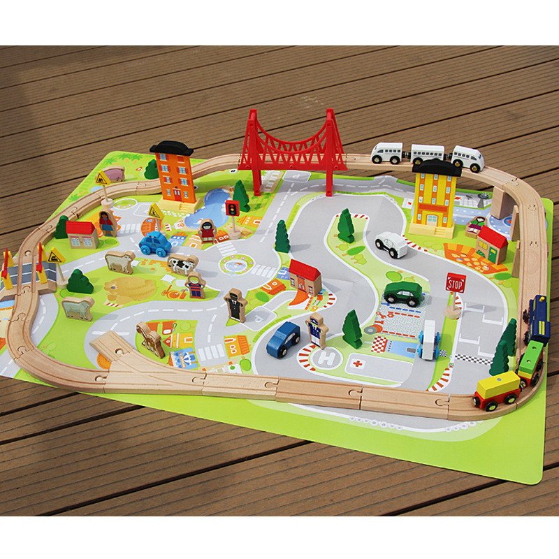 2023 Wholesale hot sale 75PCS wooden train track set toys Customized classic wood toy trains for children