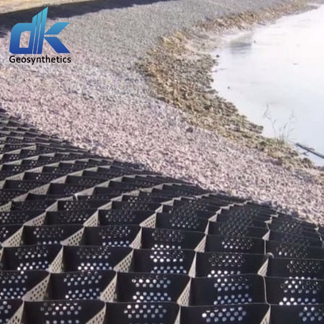 1.0mm/1.5mm Thickness HDPE Geocell for Retaining Wall/Gravel Prevent loss of water and soil erosion