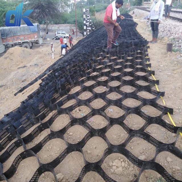 1mm thickness Textured and Perforated HDPE plastic geocell  unit cell system collect grave