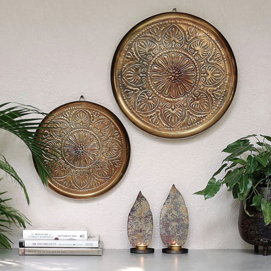 Metal wall hanging unique pattern design decor Christmas Gift Living room Round plate